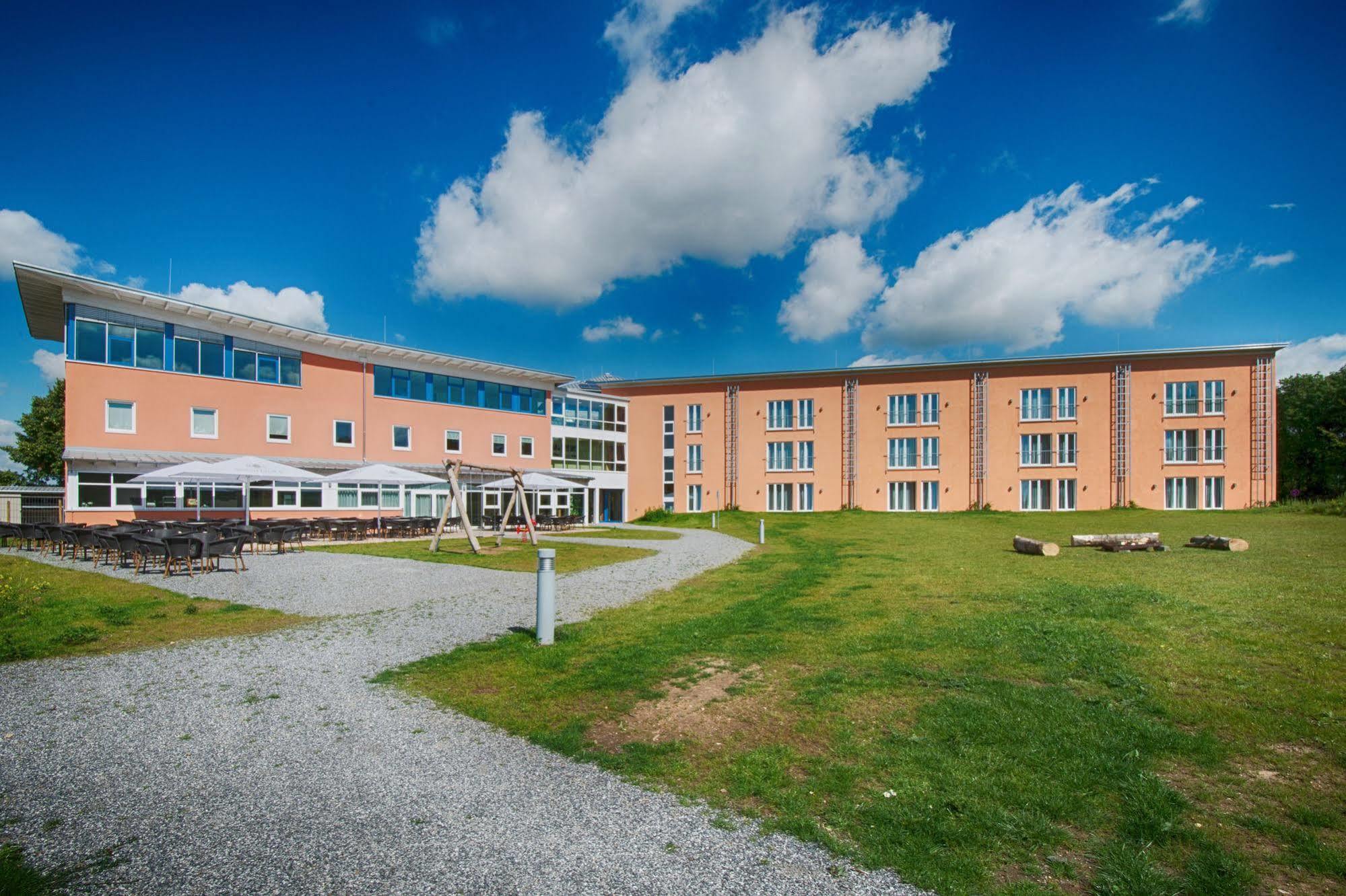 Jufa Hotel Im Brueckenkopfpark - Juelich Exteriér fotografie